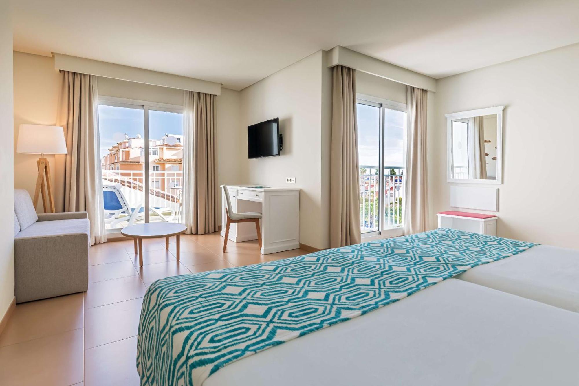 Occidental Torremolinos Playa Hotel Exterior photo