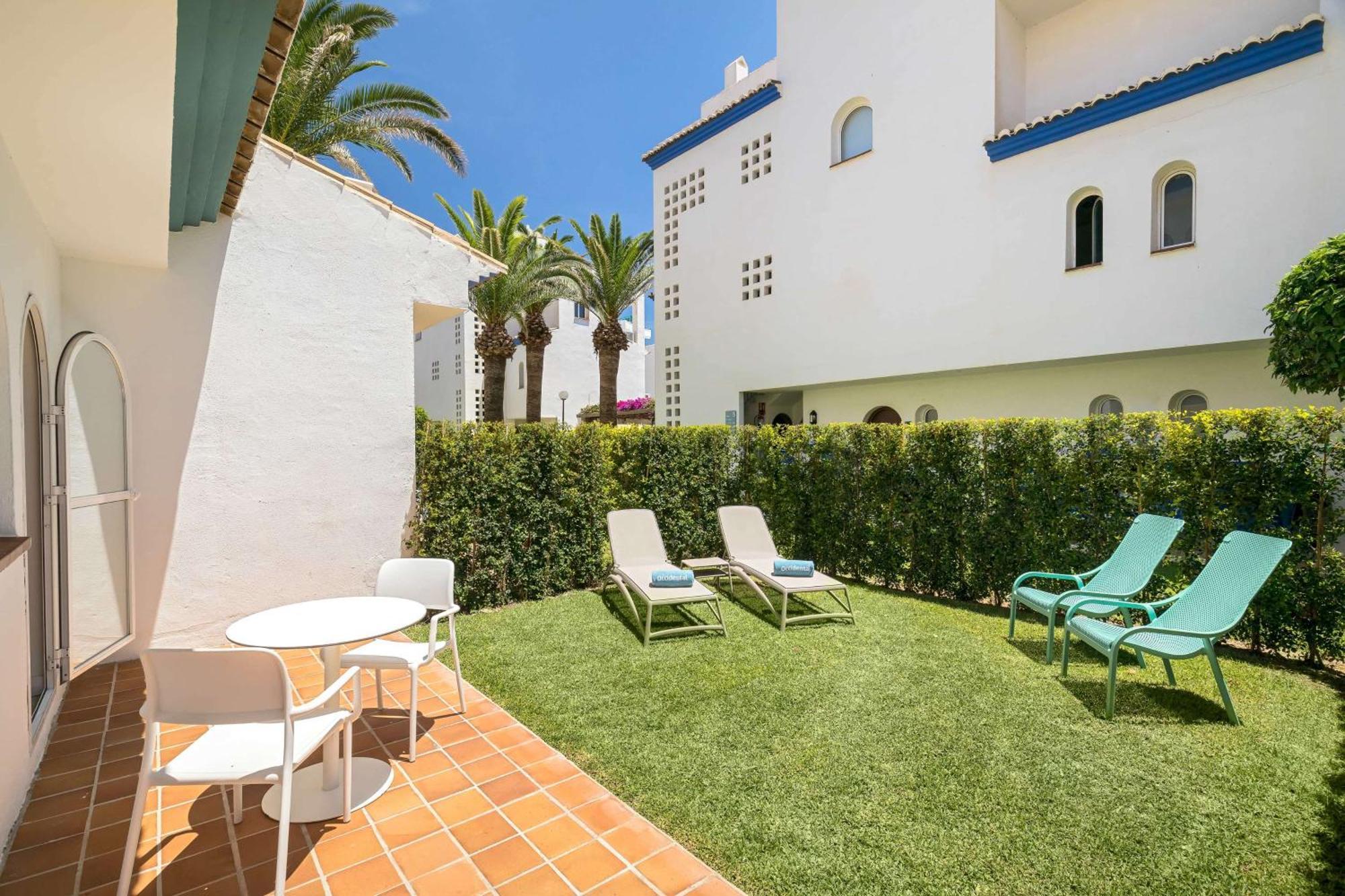 Occidental Torremolinos Playa Hotel Exterior photo